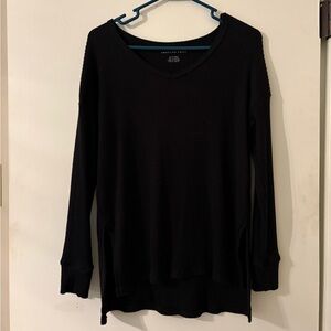 American Eagle Outfitters Black Long Sleeve Tee